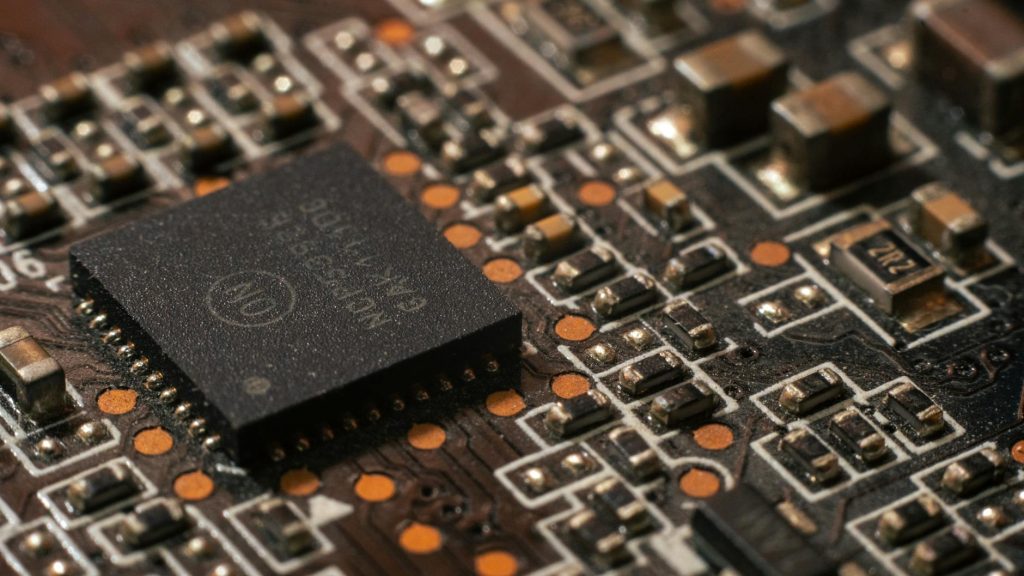 Microsoft’s Silicon Gambit: How Landing Anthropic Could Break Nvidia’s Stranglehold on AI
