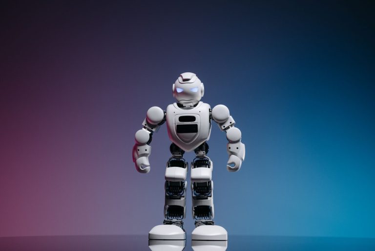 Anthropic Alleges Massive Claude Cloning by Alibaba, Igniting New Front in AI Geopolitical War