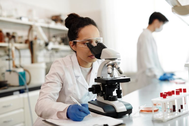 Zumutor Biologics’ ₹70 Crore Infusion: A Shot in the Arm for India’s Indigenous Cancer Fight