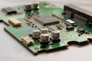 Apple’s Detour: How a Failed Car Project Forged its AI Chip Dominance